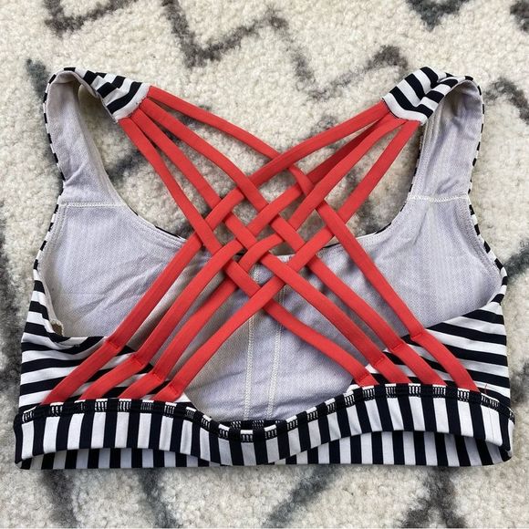 Women's Strappy Back Bra - Red and Black - Picture 3 of 7